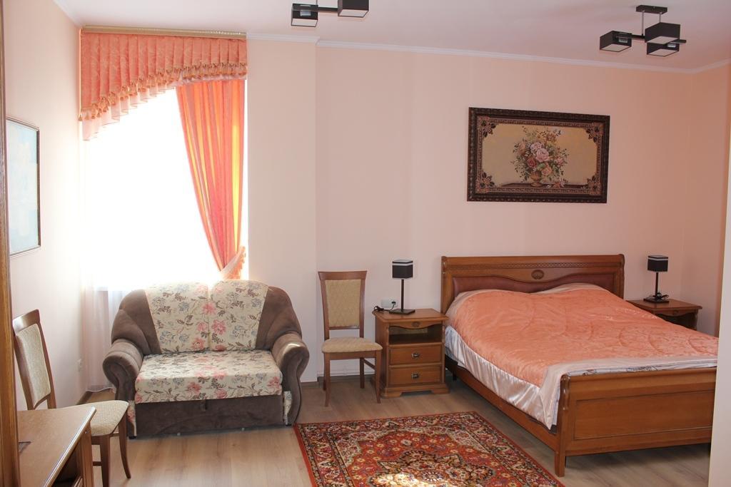 Turli Inn Молодечно Экстерьер фото